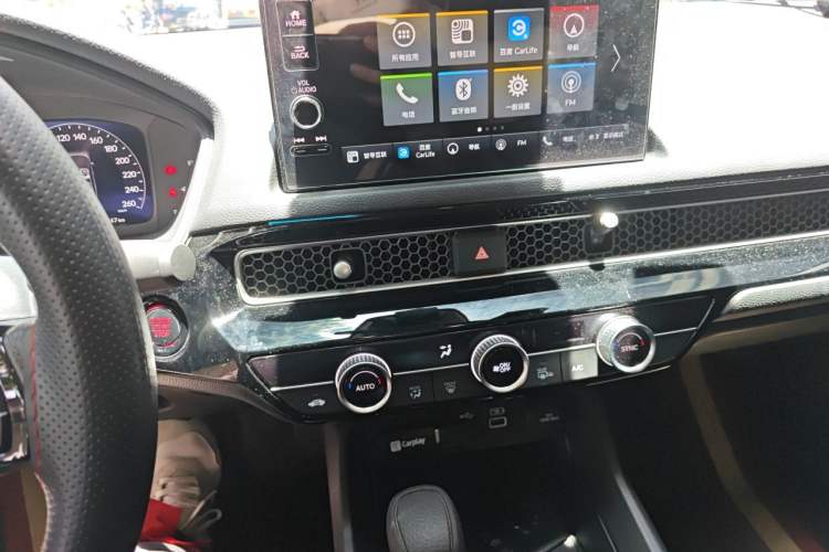 Used Honda Civic 2023 240TURBO CVT Dynamic Edition Audio And AC Panel