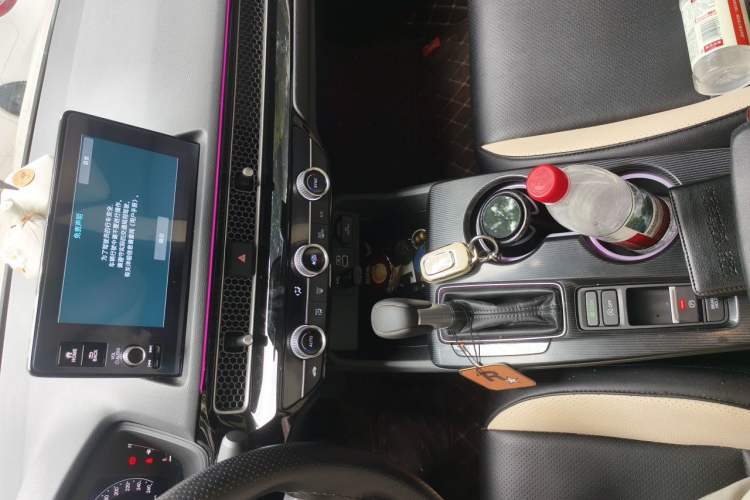 Used Honda Civic 2023 240TURBO CVT Dynamic Edition Audio And AC Panel