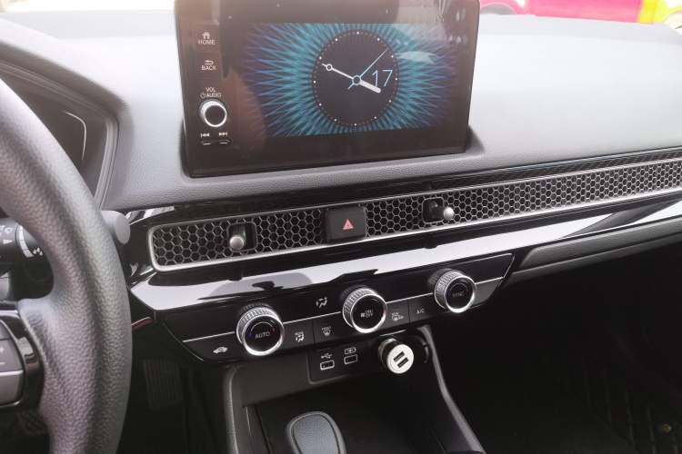 Used Honda Civic 2023 HATCHBACK 240TURBO CVT Zhiyue Edition Audio And AC Panel