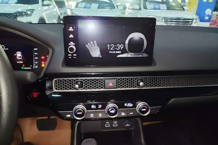 Used Honda Civic 2023 240TURBO CVT Dynamic · Center Stage Special Edition Audio And AC Panel