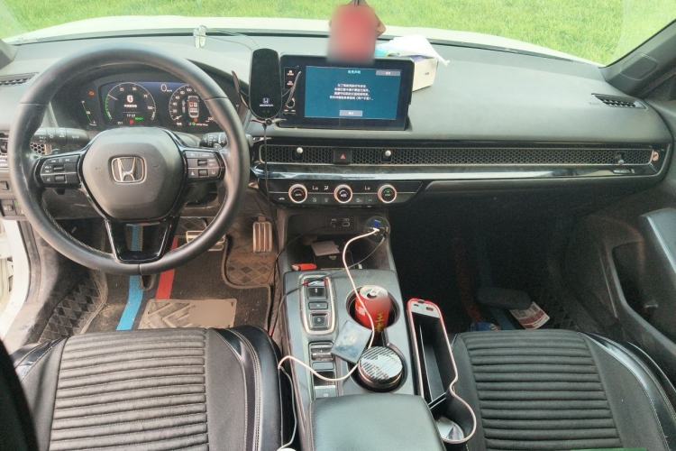 Used Honda Civic 2023 2.0L eHEV Sharp Edition Center Console