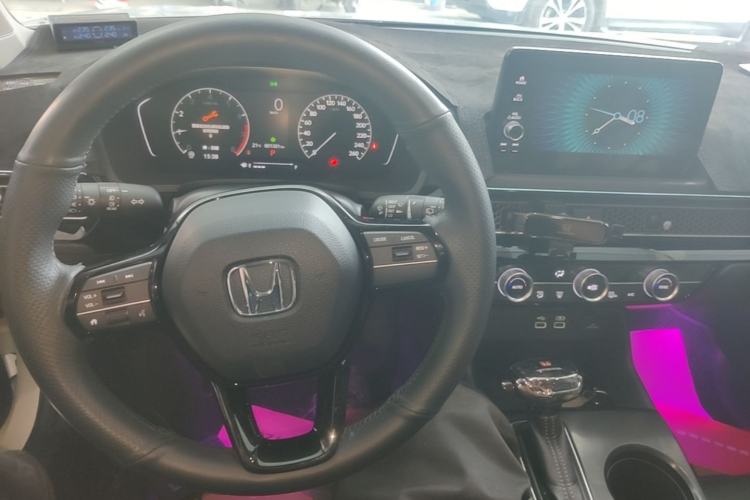 Used Honda Civic 2023 HATCHBACK 240TURBO CVT Zhiyue Edition Center Console