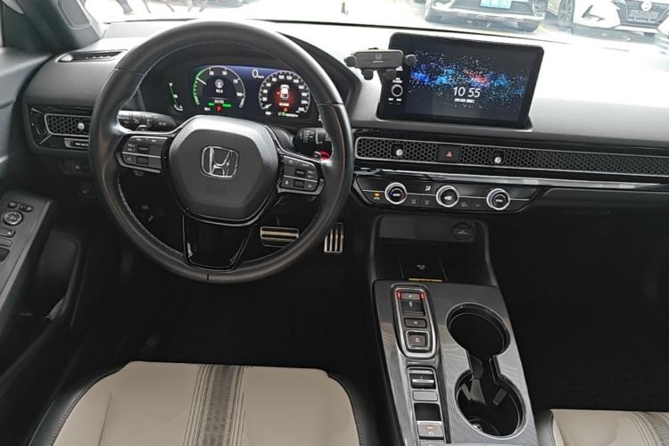 Used Honda Civic 2023 HATCHBACK 2.0L eHEV Extreme Control Edition Center Console
