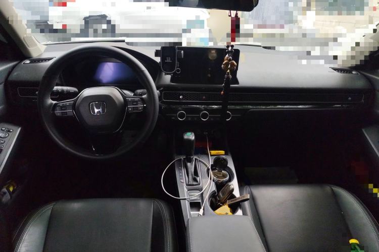 Used Honda Civic 2023 240TURBO CVT Dynamic Edition Center Console