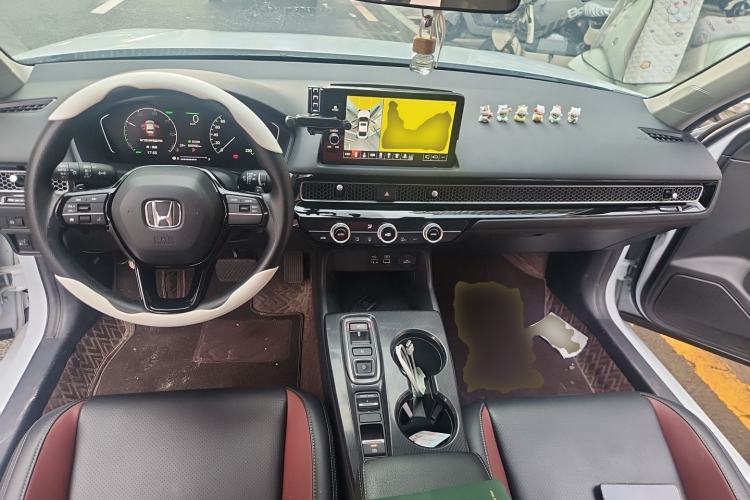 Used Honda Civic 2023 2.0L eHEV Pioneer Edition Center Console