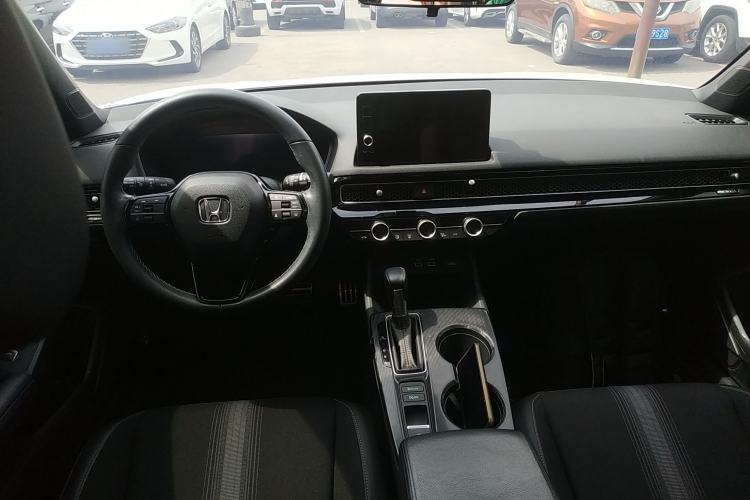 Used Honda Civic 2023 HATCHBACK 240TURBO CVT Extreme Edition Center Console