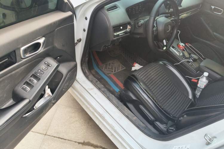 Used Honda Civic 2023 2.0L eHEV Sharp Edition Driver Seat