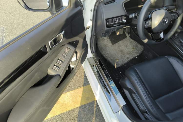 Used Honda Civic 2023 240TURBO CVT Dynamic Edition Driver Seat