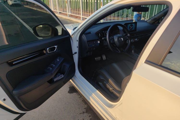Used Honda Civic 2023 HATCHBACK 240TURBO CVT Extreme Edition Driver Seat