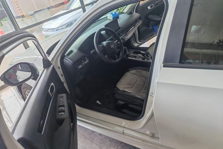 Used Honda Civic 2023 240TURBO CVT Dynamic Edition Driver Seat