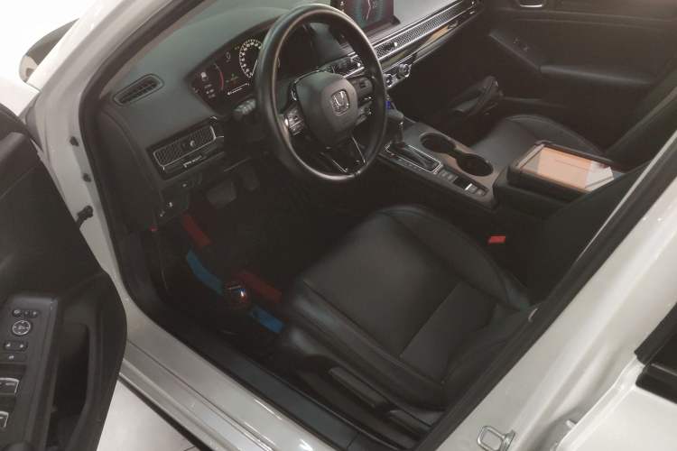 Used Honda Civic 2023 HATCHBACK 240TURBO CVT Zhiyue Edition Driver Seat
