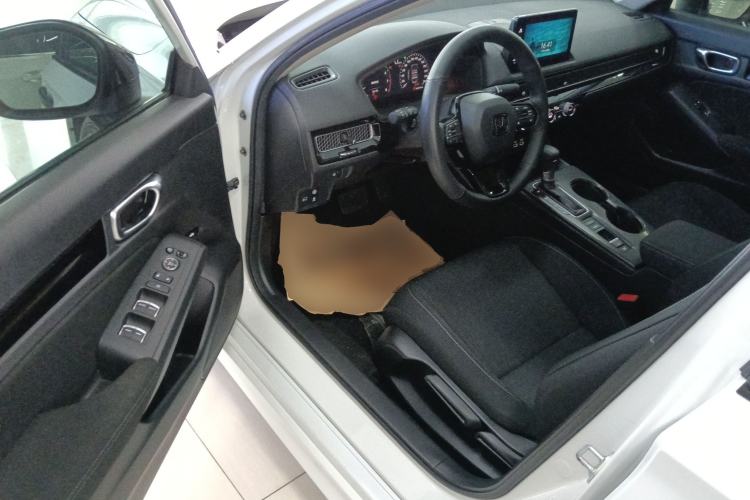 Used Honda Civic 2023 240TURBO CVT Dynamic Edition Driver Seat