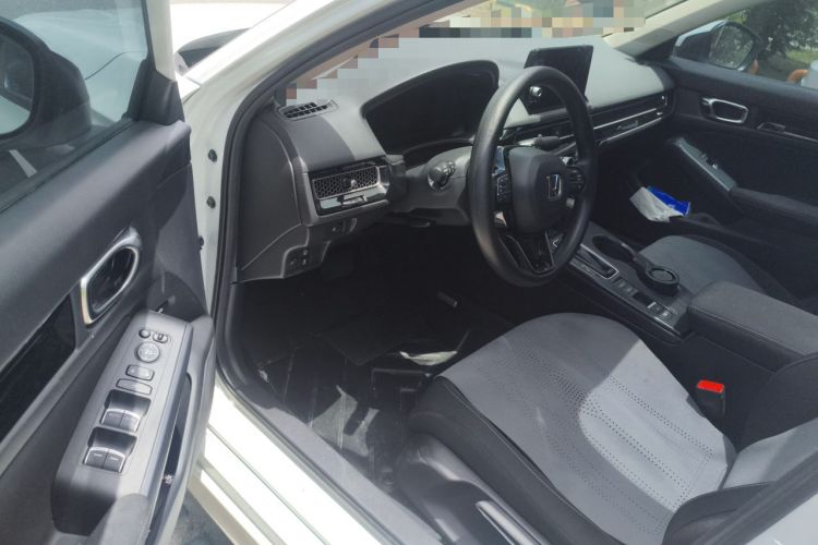 Used Honda Civic 2023 240TURBO CVT Dynamic · Center Stage Special Edition Driver Seat