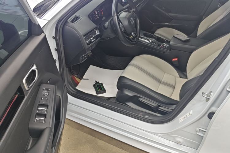 Used Honda Civic 2023 2.0L eHEV Sharp Edition Driver Seat