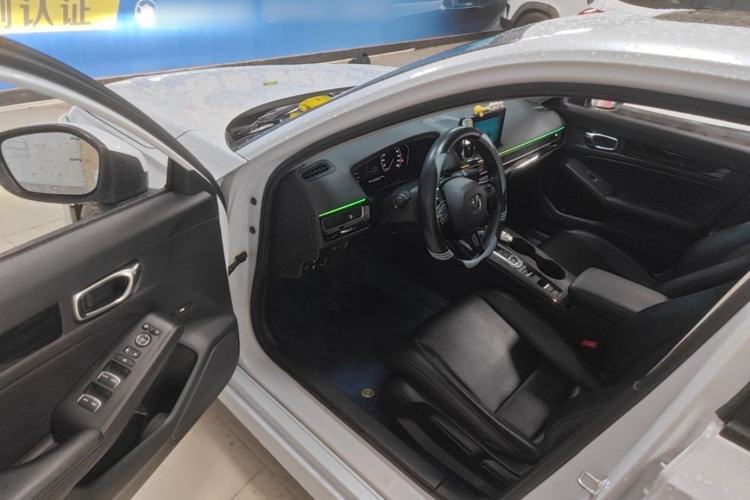 Used Honda Civic 2023 2.0L eHEV Pioneer Edition Driver Seat