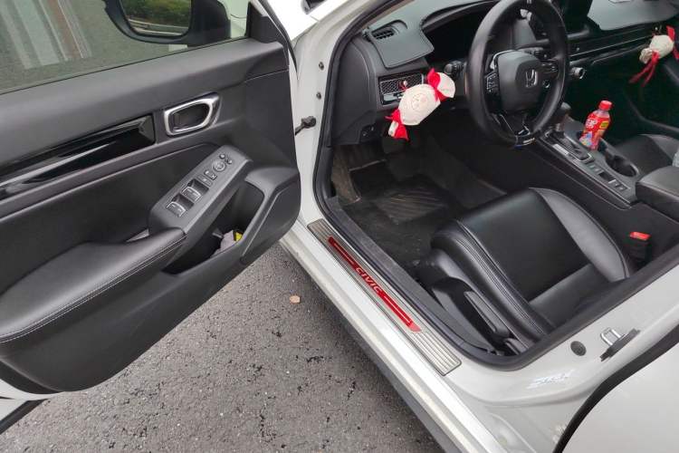 Used Honda Civic 2023 HATCHBACK 240TURBO CVT Zhiyue Edition Driver Seat