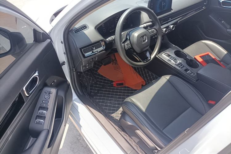 Used Honda Civic 2023 2.0L eHEV Pioneer Edition Driver Seat