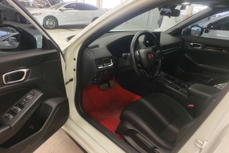 Used Honda Civic 2023 HATCHBACK 240TURBO CVT Extreme Edition Driver Seat