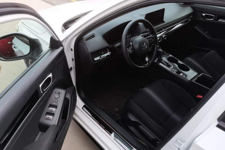 Used Honda Civic 2023 HATCHBACK 240TURBO CVT Zhiyue Edition Driver Seat