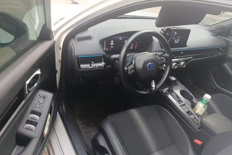 Used Honda Civic 2023 HATCHBACK 240TURBO CVT Extreme Edition Driver Seat