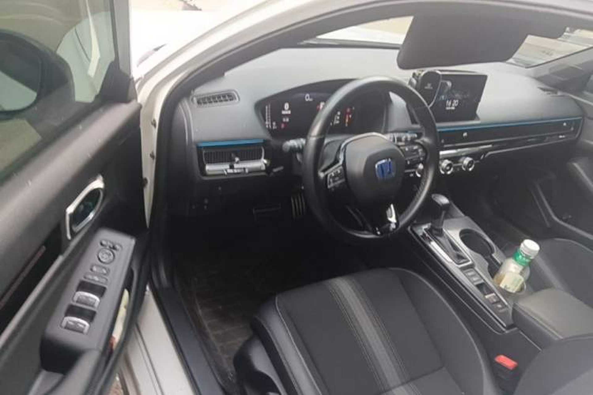 Used Honda Civic 2023 HATCHBACK 240TURBO CVT Extreme Edition Driver Seat