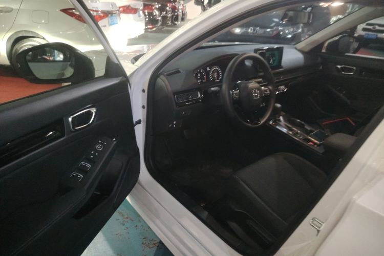 Used Honda Civic 2023 240TURBO CVT Dynamic Edition Driver Seat