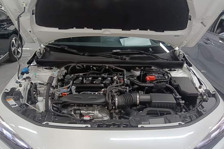 Used Honda Civic 2023 240TURBO CVT Dynamic Edition Engine Bay