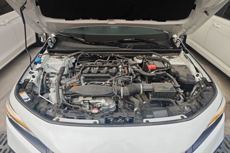 Used Honda Civic 2023 240TURBO CVT Dynamic Edition Engine Bay