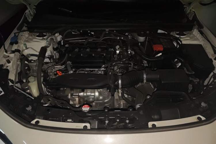 Used Honda Civic 2023 240TURBO CVT Dynamic Edition Engine Bay