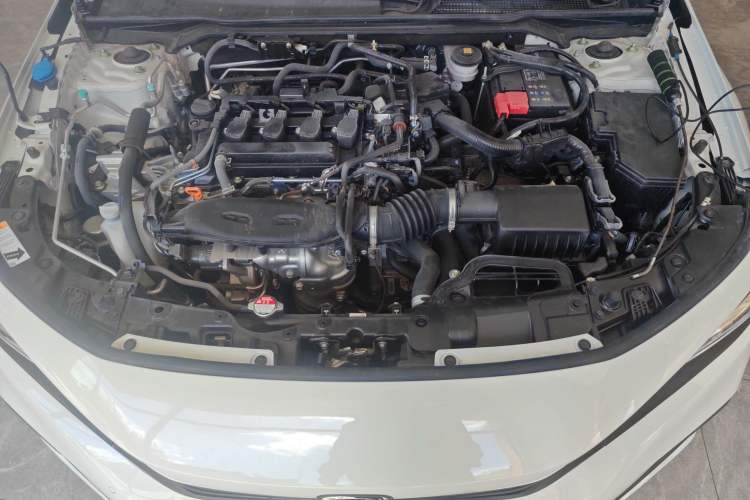 Used Honda Civic 2023 240TURBO CVT Dynamic Edition Engine Bay
