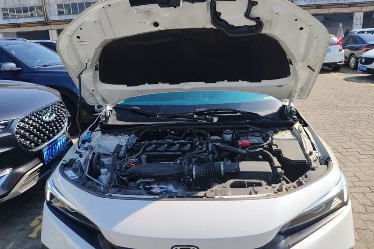 Used Honda Civic 2023 240TURBO CVT Dynamic Edition Engine Bay