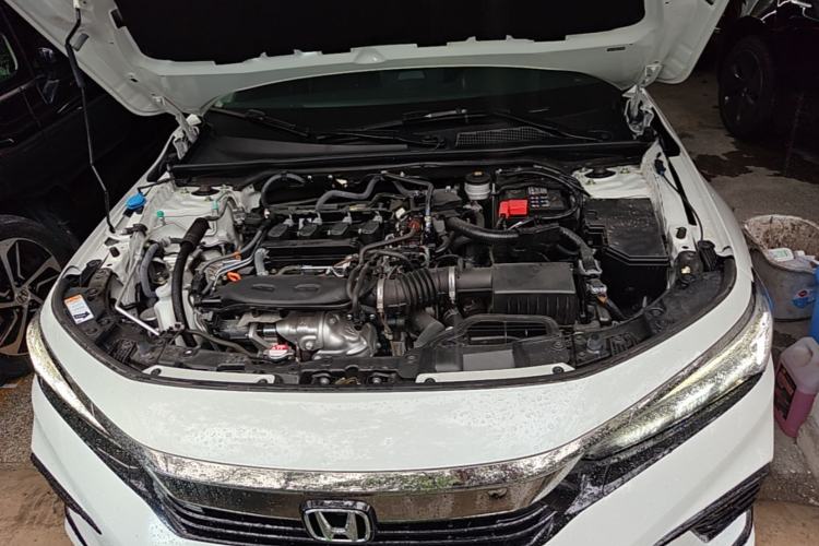 Used Honda Civic 2023 240TURBO CVT Dynamic · Center Stage Special Edition Engine Bay