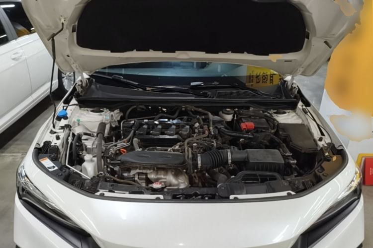Used Honda Civic 2023 240TURBO CVT Dynamic Edition Engine Bay