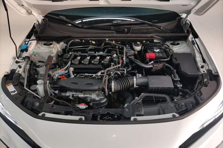Used Honda Civic 2023 240TURBO CVT Dynamic Edition Engine Bay