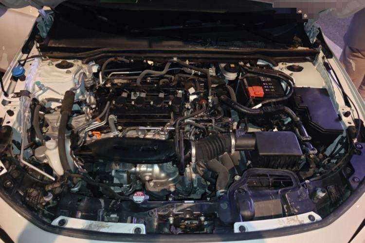 Used Honda Civic 2023 240TURBO CVT Dynamic Edition Engine Bay
