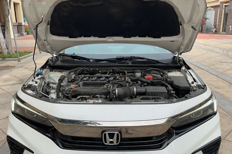 Used Honda Civic 2023 240TURBO CVT Dynamic · Center Stage Special Edition Engine Bay