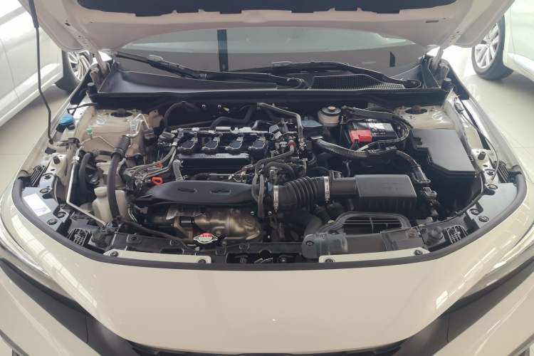 Used Honda Civic 2023 HATCHBACK 240TURBO CVT Zhiyue Edition Engine Bay