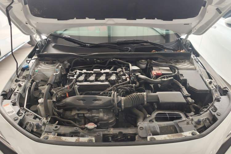 Used Honda Civic 2023 240TURBO CVT Dynamic Edition Engine Bay