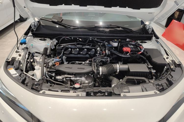 Used Honda Civic 2023 240TURBO CVT Dynamic Edition Engine Bay
