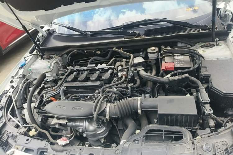 Used Honda Civic 2023 240TURBO CVT Dynamic Edition Engine Bay