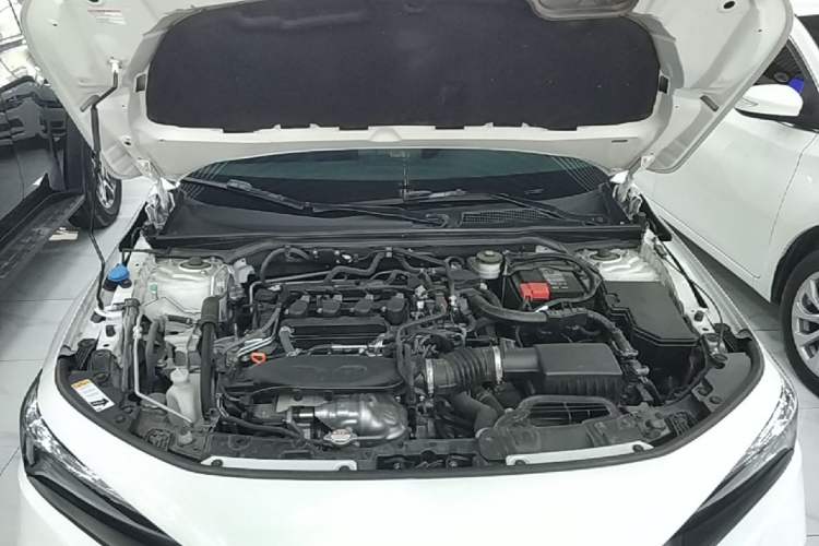 Used Honda Civic 2023 HATCHBACK 240TURBO CVT Extreme Edition Engine Bay