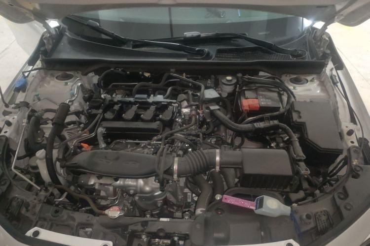 Used Honda Civic 2023 240TURBO CVT Dynamic Edition Engine Bay