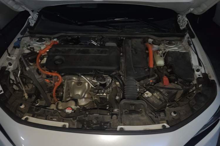 Used Honda Civic 2023 HATCHBACK 2.0L eHEV Extreme Control Edition Engine Bay
