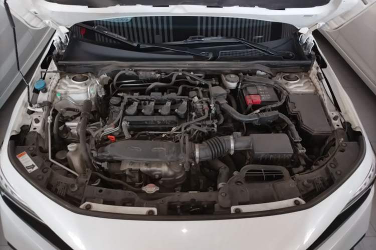 Used Honda Civic 2023 240TURBO CVT Dynamic Edition Engine Bay
