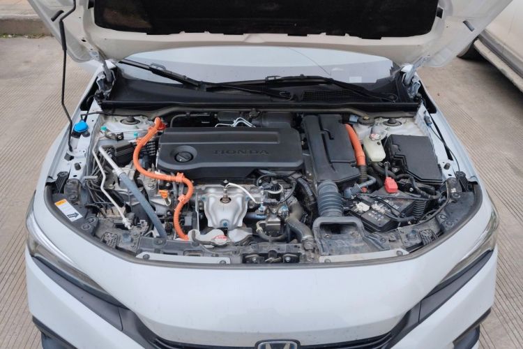 Used Honda Civic 2023 2.0L eHEV Pioneer Edition Engine Bay