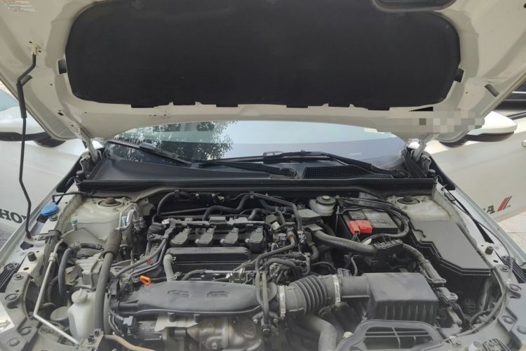 Used Honda Civic 2023 240TURBO CVT Dynamic Edition Engine Bay