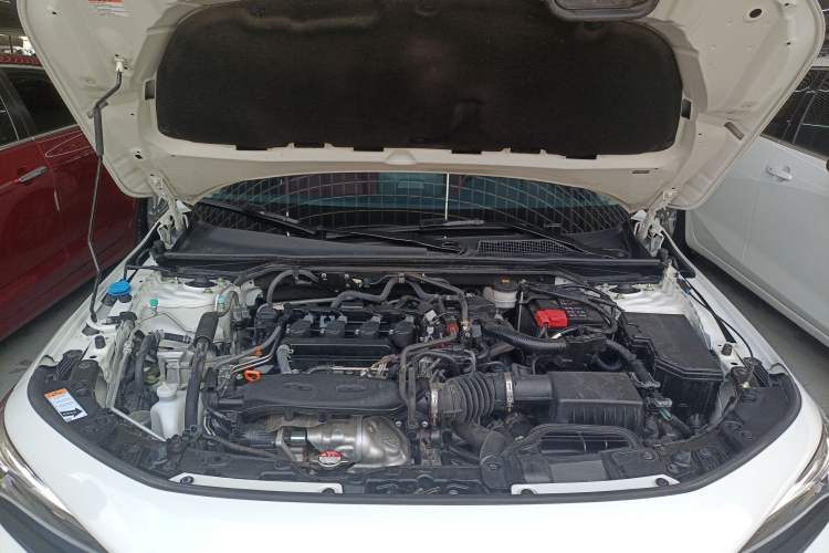 Used Honda Civic 2023 240TURBO CVT Dynamic · Center Stage Special Edition Engine Bay