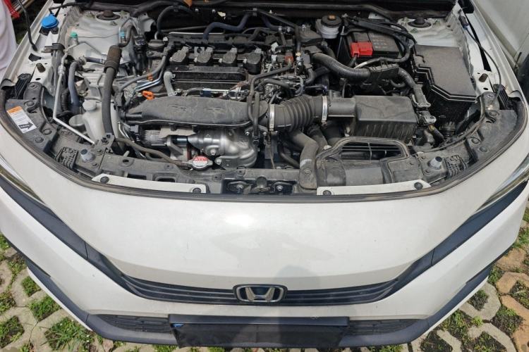 Used Honda Civic 2023 240TURBO CVT Dynamic Edition Engine Bay