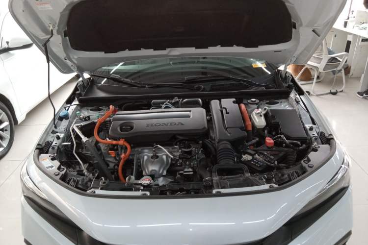 Used Honda Civic 2023 HATCHBACK 2.0L eHEV Extreme Control Edition Engine Bay