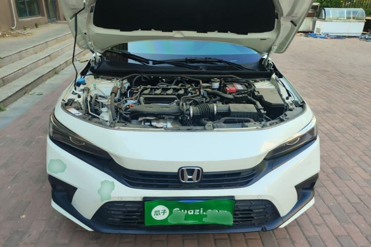 Used Honda Civic 2023 240TURBO CVT Dynamic Edition Engine Bay